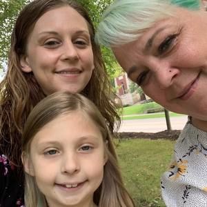 Meet your Posher, Candy